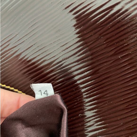 Prada Patent Leather Shoulder Hobo Bag Buckle Flap Triangle Logo - Picture 15 of 17